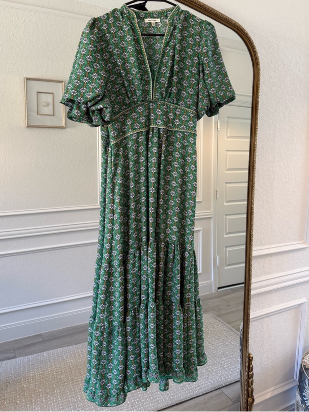 Max Studio Green Floral Print Tiered Midi Dress Green & White Floral Tiered Midi